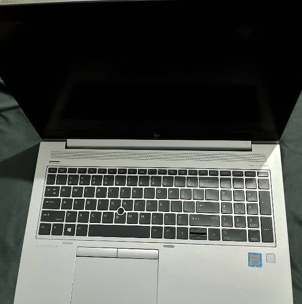 HP EliteBook 850 G5 i7 8th 16 gb / 512nvme SSD 1