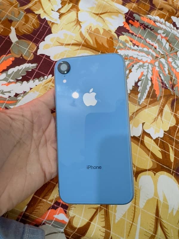 iPhone Xr 3