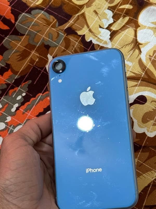 iPhone Xr 9