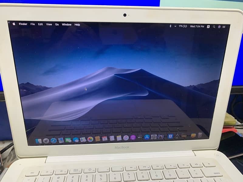 MacBook Mid 2010 2GB Ram 2