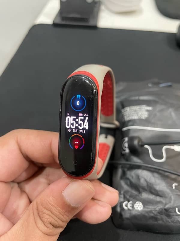 Mi Band 5 0