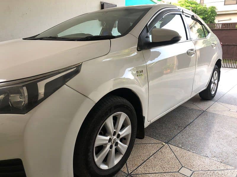 Toyota Altis Grande 2014 3