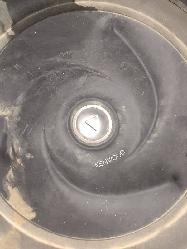 car speaker urgent for sale 4