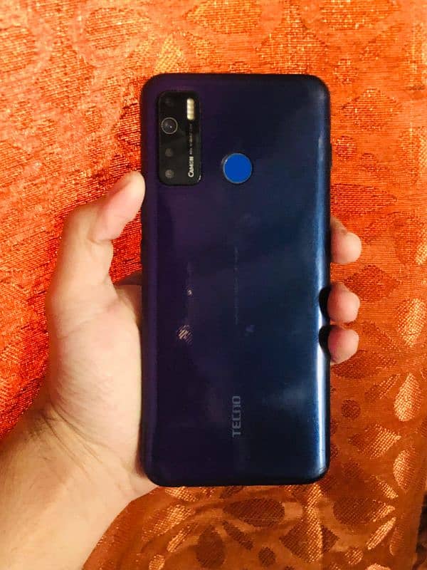 Tecno camon 15 4/128gb set only 4