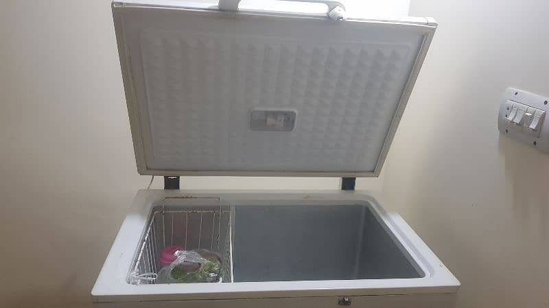 Intercool Freezer Excellent Condition 1