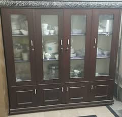 almari bartan wood wali 4 door hai new condishan 10/10