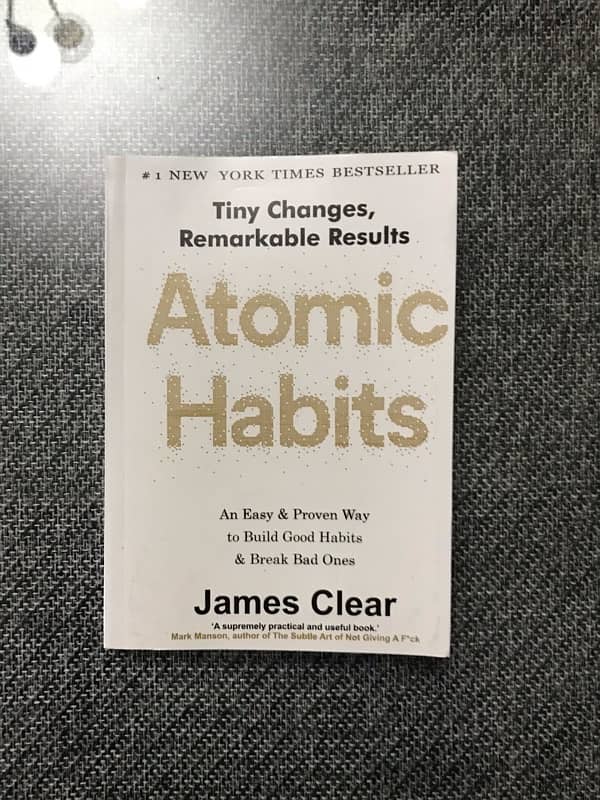 ATOMIC HABITS BY JAMES CLEAR 0