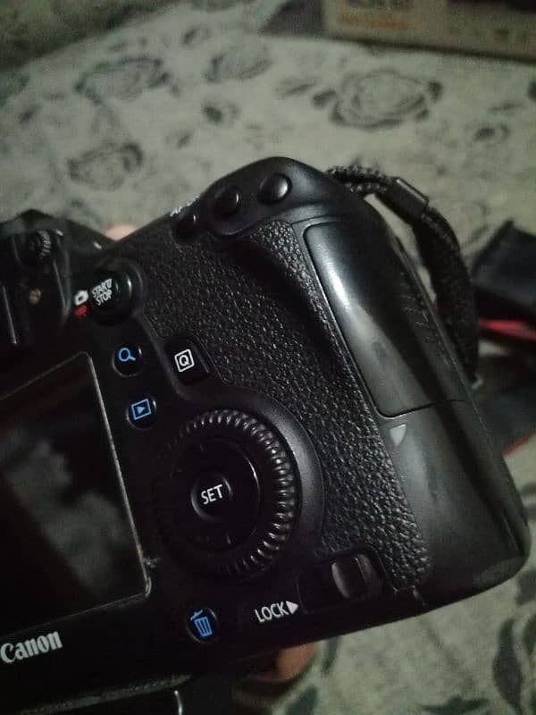 DSLR CANON 6D FULL FRAME BODY/ TAMRON 28-75MM 2.8F 1