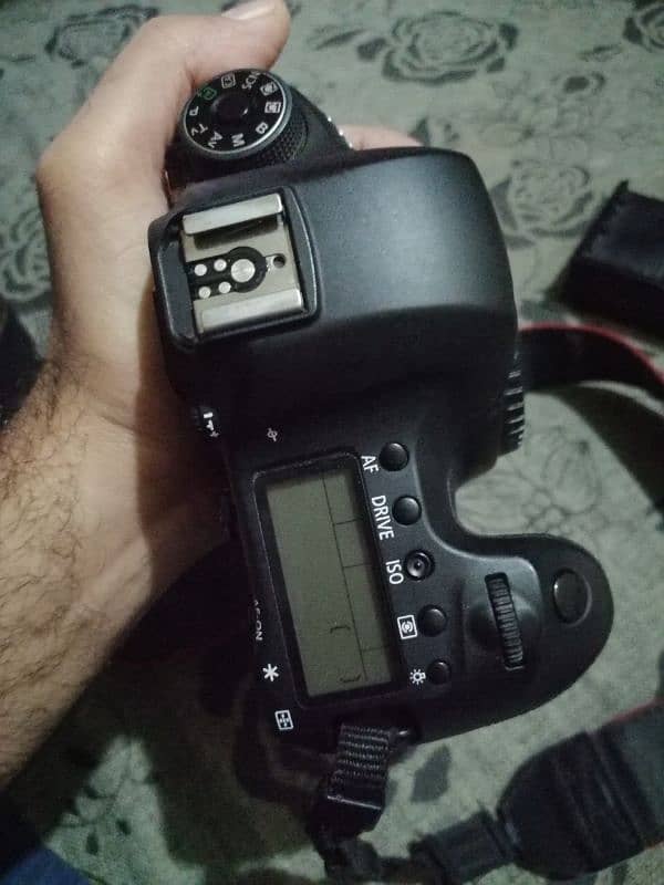 DSLR CANON 6D FULL FRAME BODY/ TAMRON 28-75MM 2.8F 4