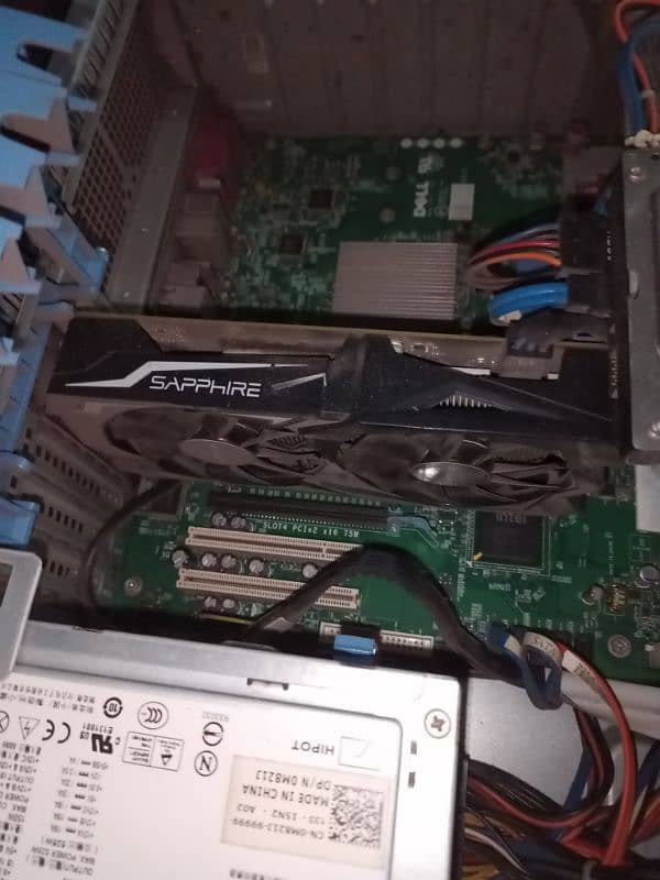 computer with graphic card 5