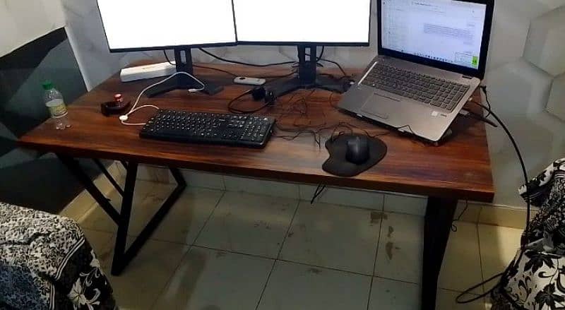 Workstation Table / Office Table / Computer Table – Almost New 0