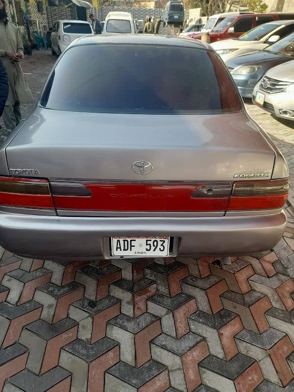 Toyota Corolla XE 2001 6