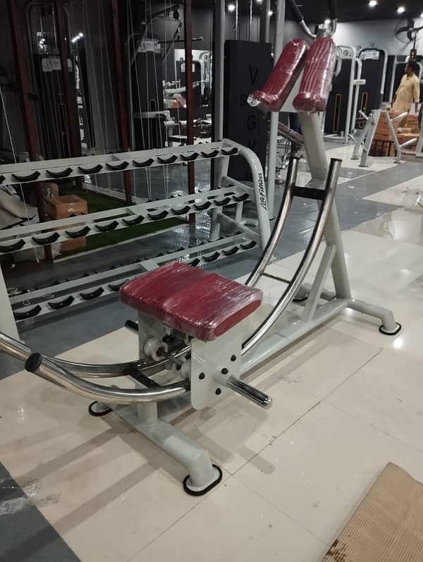 Local gym/local machine/gym equipment/gym machine/gym bench/bench pres 8