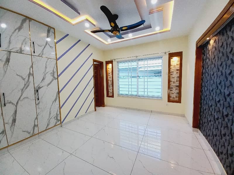 1 Kanal Brand New House For Sale 5