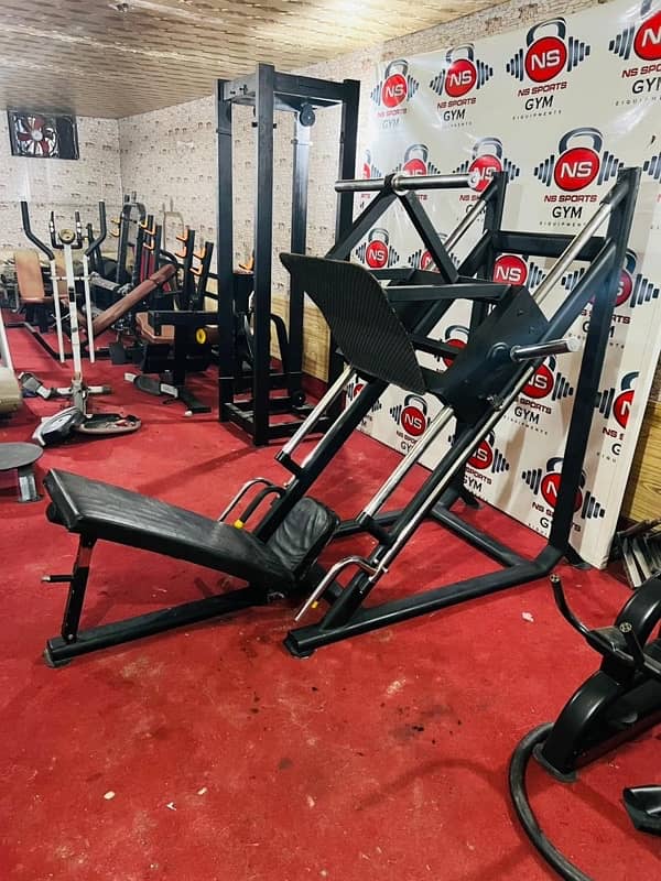 Leg press/gym leg press/gym machines/local machines 3