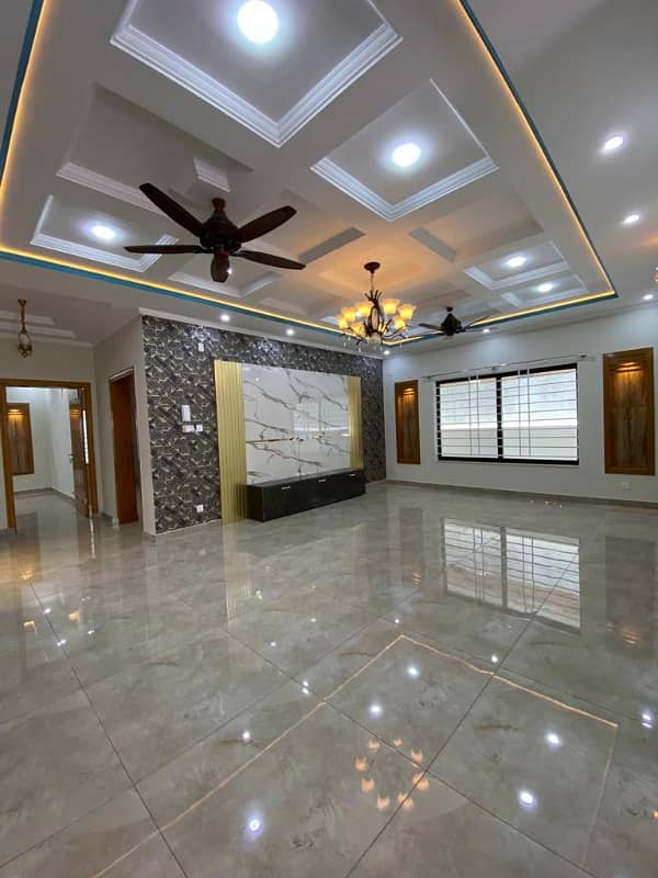 1 Kanal Brand New House For Sale 11