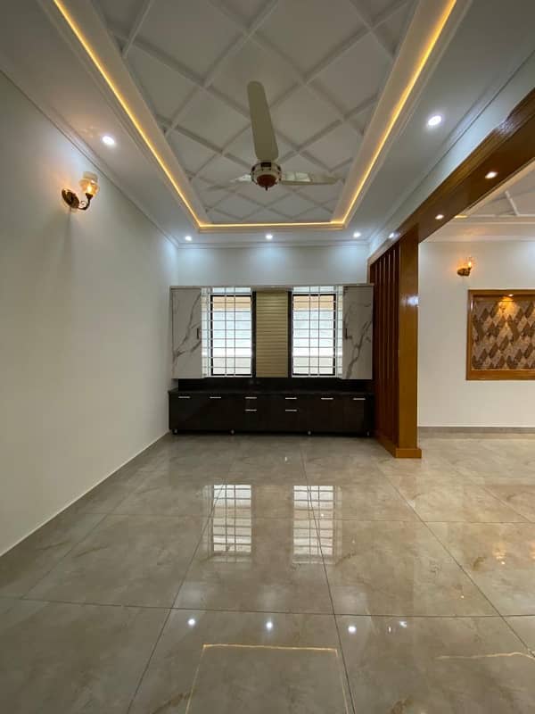 1 Kanal Brand New House For Sale 14