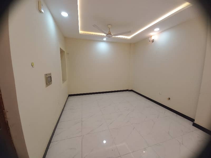 1200 Sq. ft Flat For Sale 5