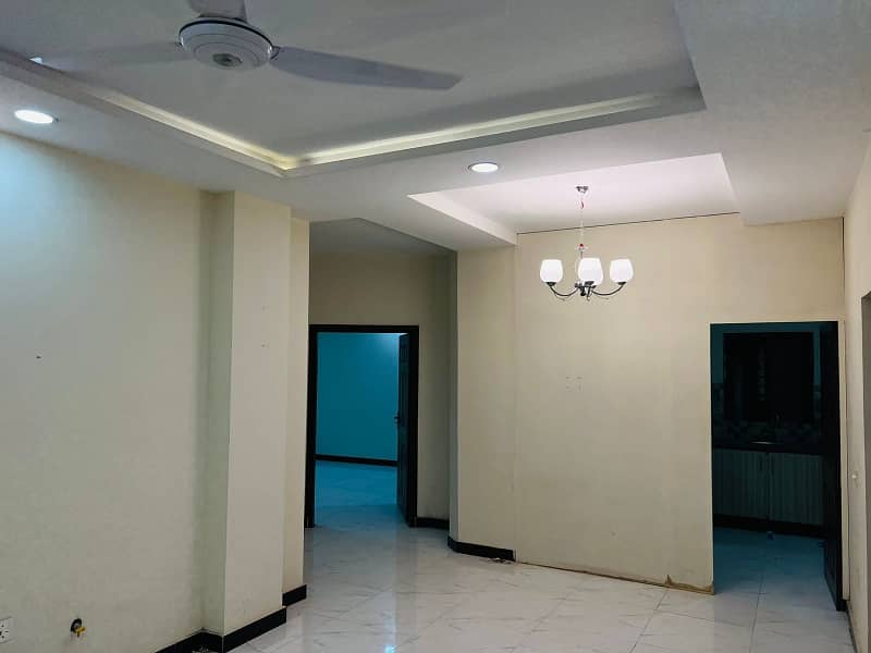 1200 Sq. ft Flat For Sale 21