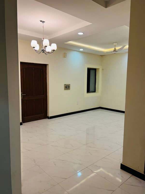 1200 Sq. ft Flat For Sale 23