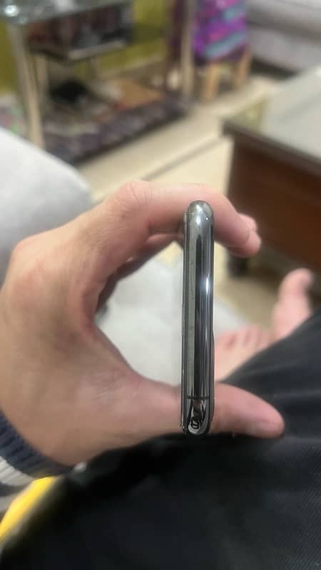 Iphone 11 pro 64gb Pta 3