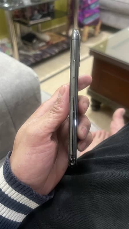 Iphone 11 pro 64gb Pta 4