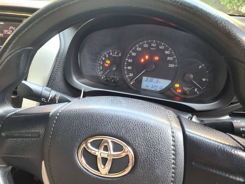 Toyota Yaris 2020 MT 1.3 10