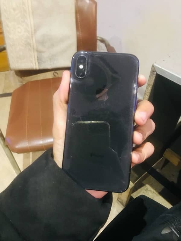 iPhone X pta approved. Total genuine 0