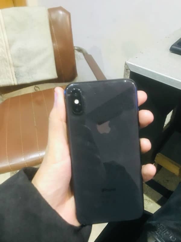 iPhone X pta approved. Total genuine 2