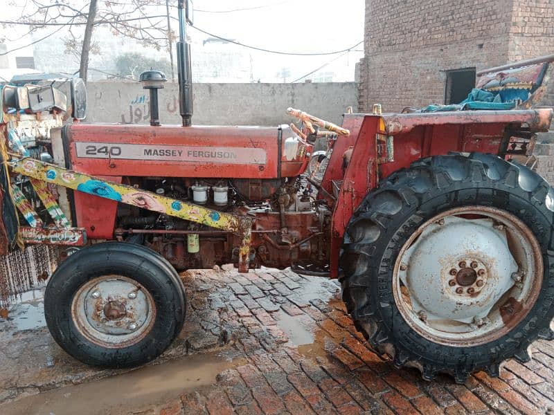 Massey ferguson240 2