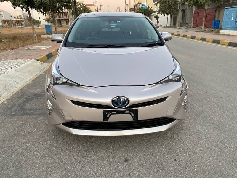 Toyota Prius 2018 8