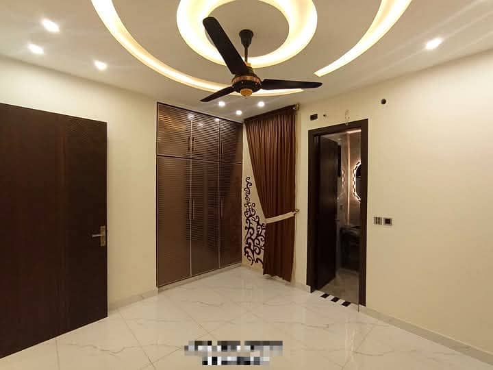 Top city 2 bed apartment for sale 11