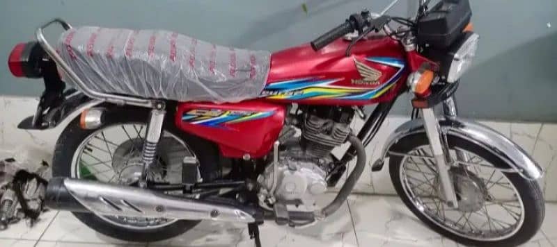 Honda cg 125 orignal new he cntact 03112587314 2