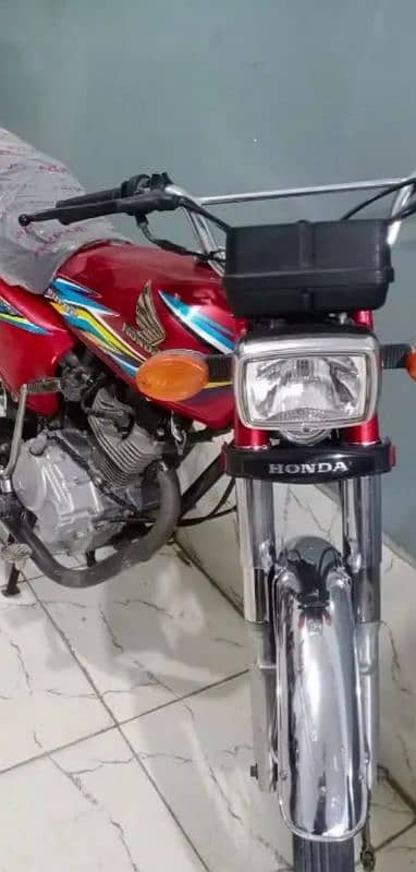 Honda cg 125 orignal new he cntact 03112587314 5