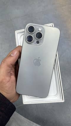 iPhone 15 pro max 256GB