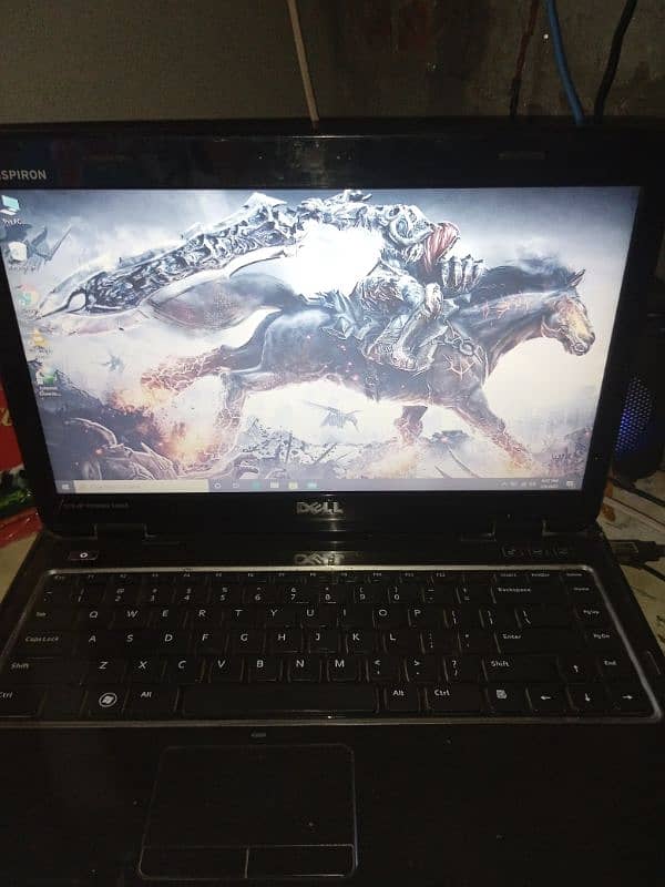 Core i5 2nd Genration 4 Gb Ram 320 gb hard & 1.5 Gb Graphic card 1