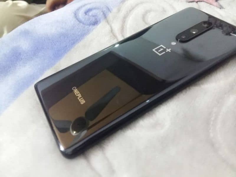 OnePlus 8 PTA Approved 8gb 128gb  No Dot/Line/Crack Just minor Shed 6