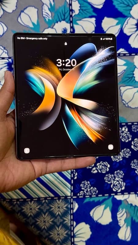 Samsung Galaxy Z Fold 4 / 12GB RAM 256GB / PTA Approved 1