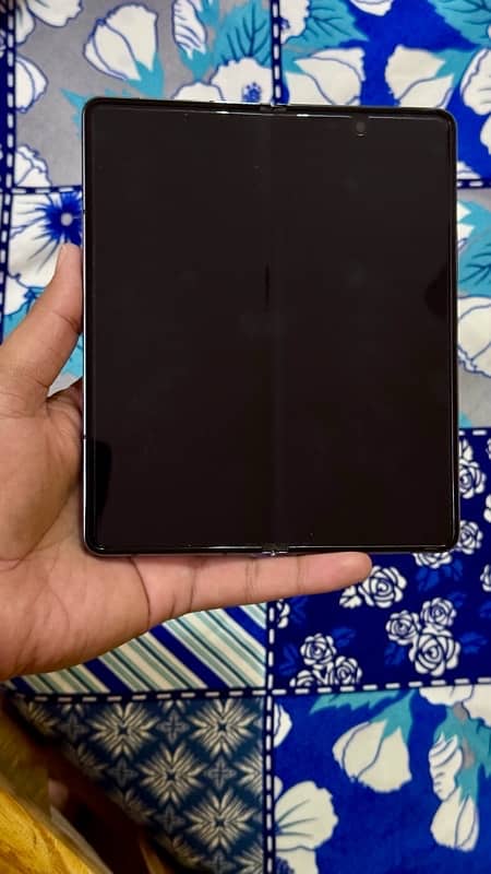 Samsung Galaxy Z Fold 4 / 12GB RAM 256GB / PTA Approved 2