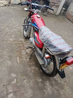 Honda 125 model 2024 new condition