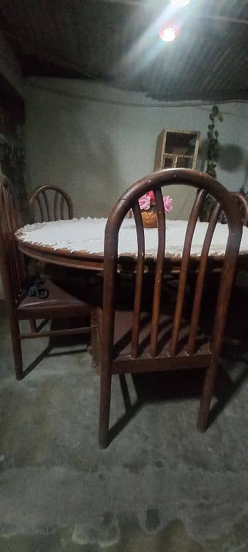 Dining table for sale 3