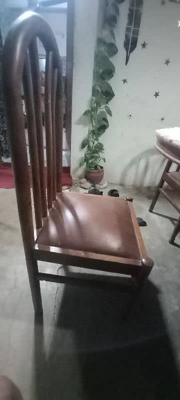 Dining table for sale 4