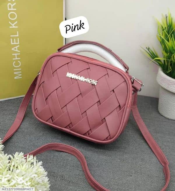 •  Material: PU Leather  Handbags 4