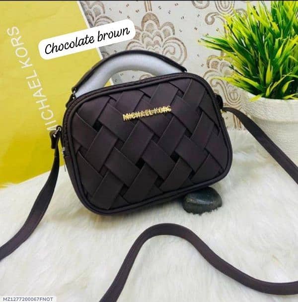 •  Material: PU Leather  Handbags 5