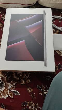 Macbook Pro M2 Max 32GB/1TB