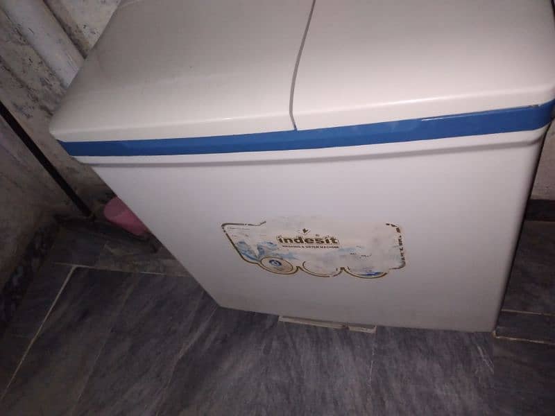 Indesit washing machine 8