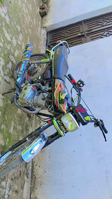 Honda 125 All punjab numbr Urjent sell 0