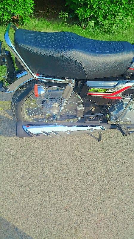 Honda 125 2024 model 10 by 10 condition 2