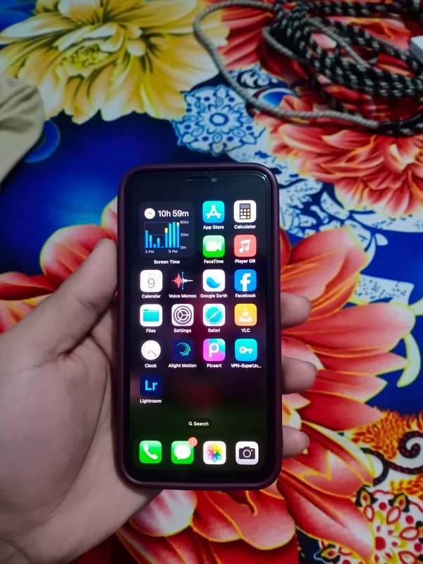 iPhone X with box 64gb 6