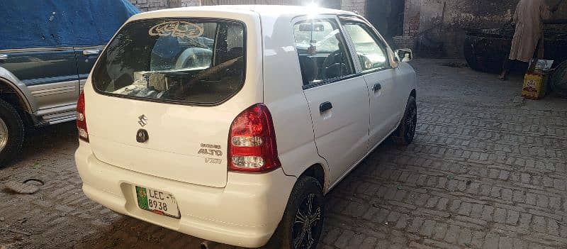 Suzuki Alto 2011 10